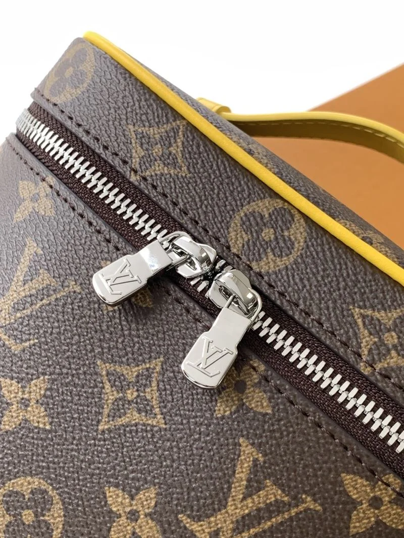 Packable Louis Vuitton Cosmetic Bags 38916