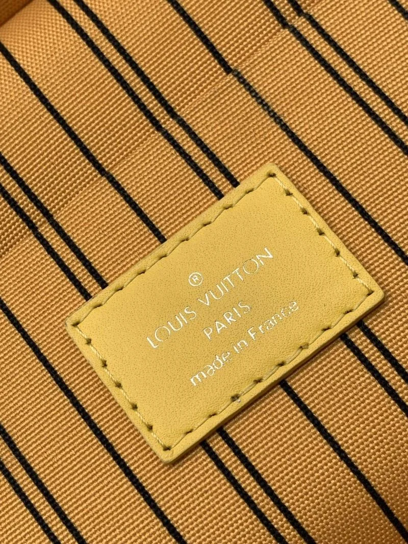 Packable Louis Vuitton Cosmetic Bags 38916