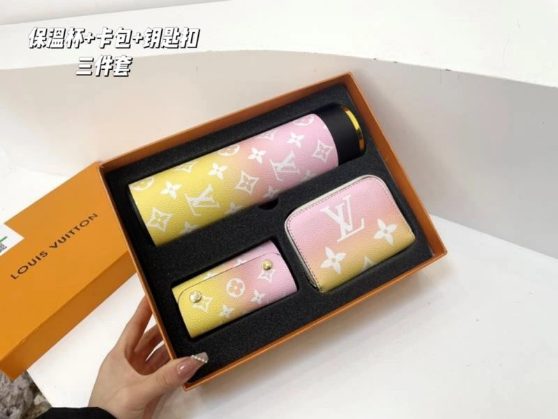 Louis Vuitton Cups Upgraded 262741