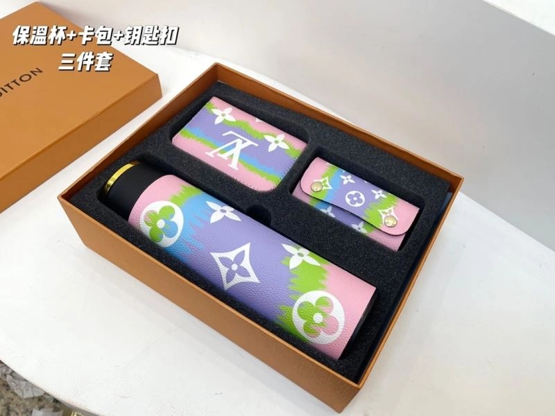 Louis Vuitton Cups TechFriendly 262740