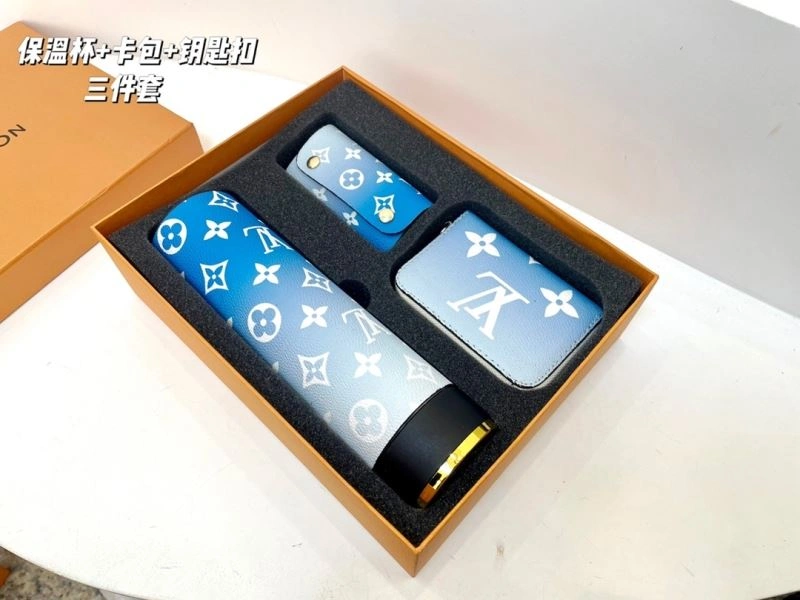Louis Vuitton Cups TechFriendly 262740