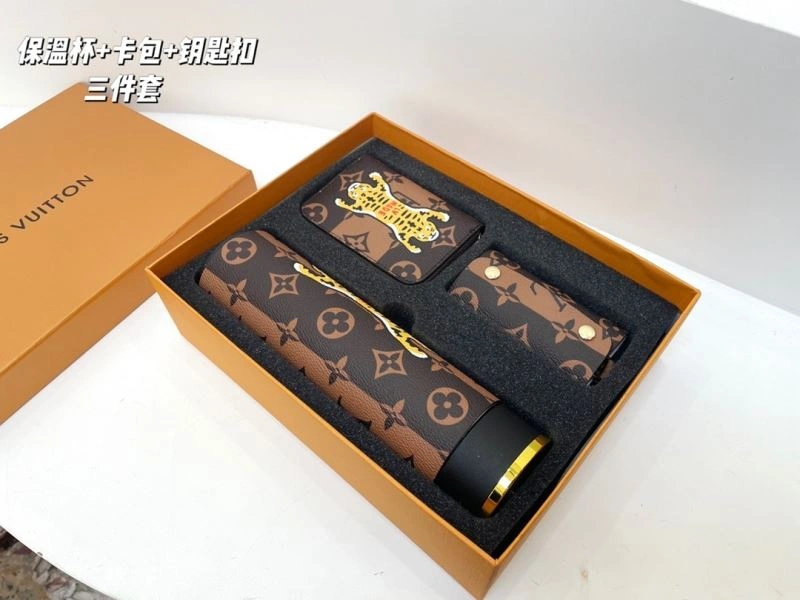 Louis Vuitton Cups TechFriendly 262740