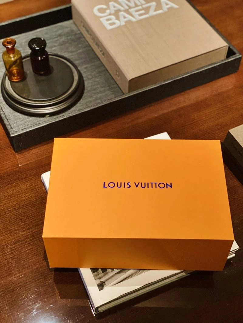 Seasonal Louis Vuitton Cups 262726