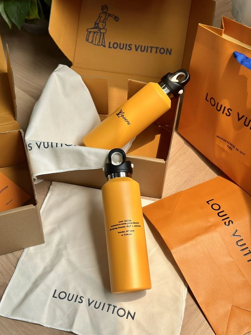 MultiPurpose Louis Vuitton Cups 262771