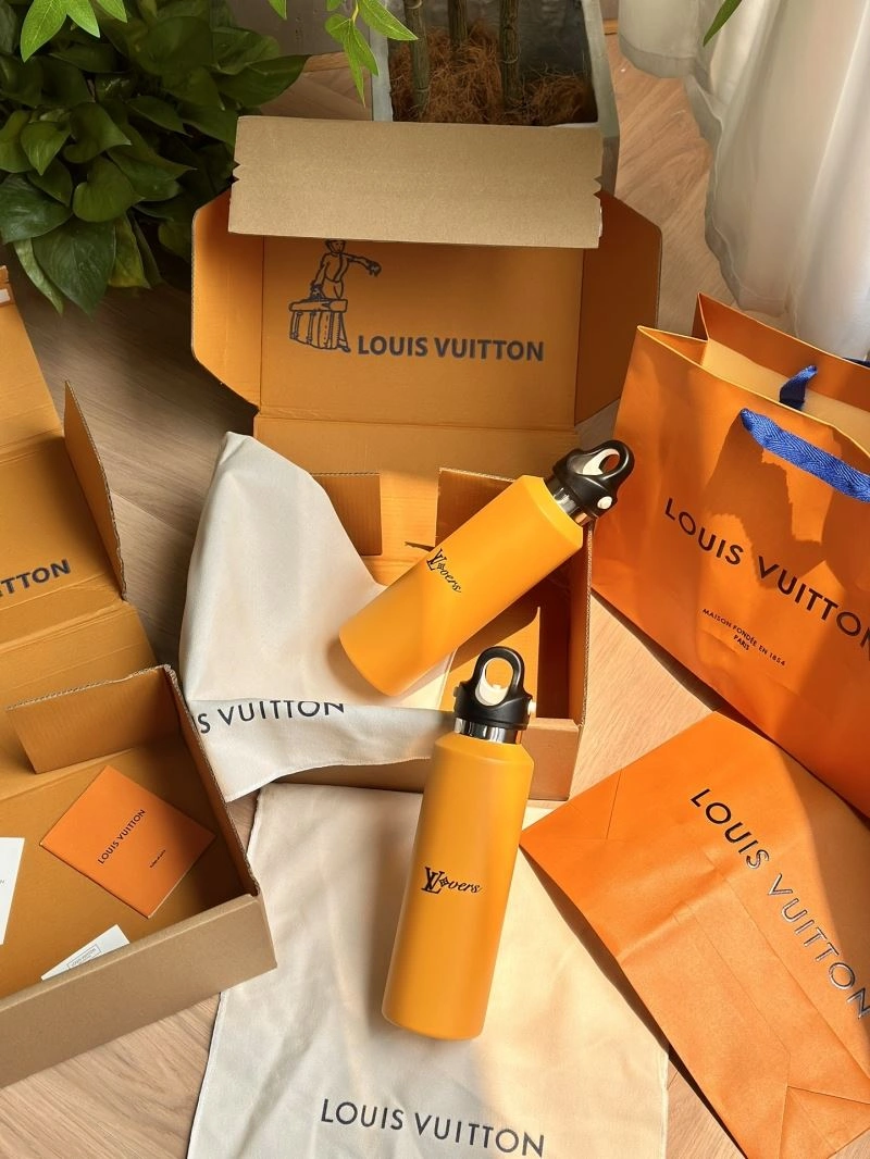 MultiPurpose Louis Vuitton Cups 262771