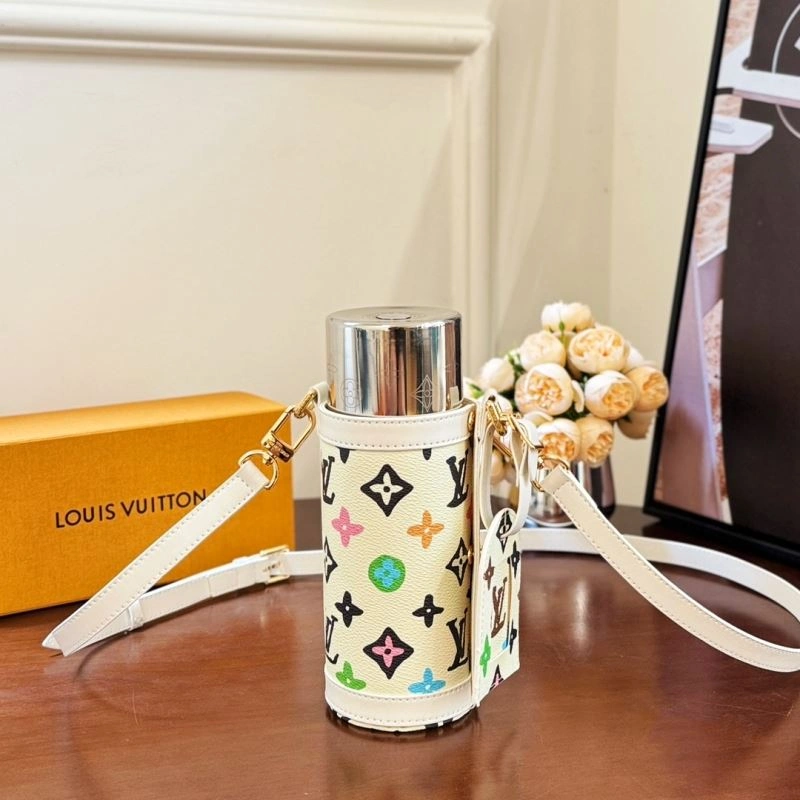 Classic Louis Vuitton Cups 262757