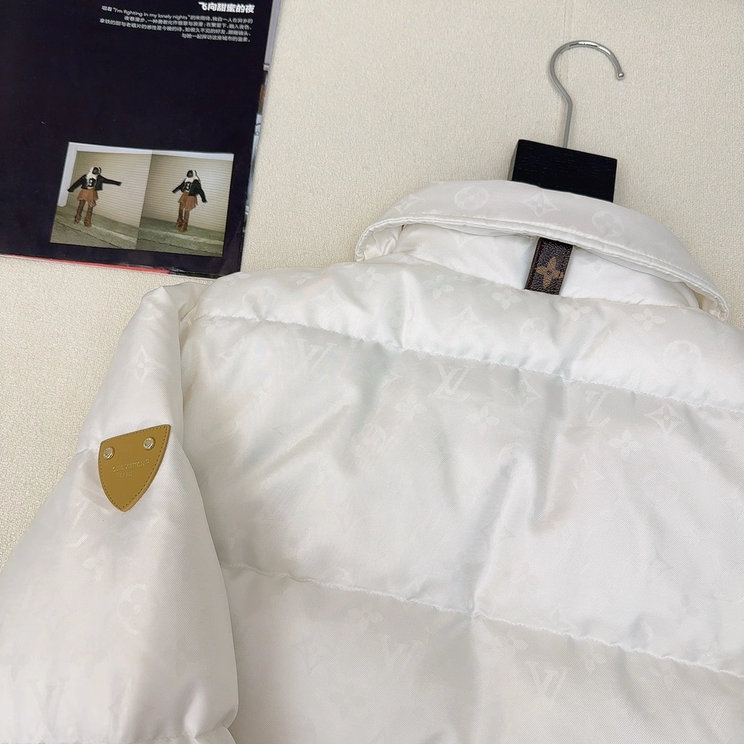 MultiPurpose Louis Vuitton Down Jackets 139493