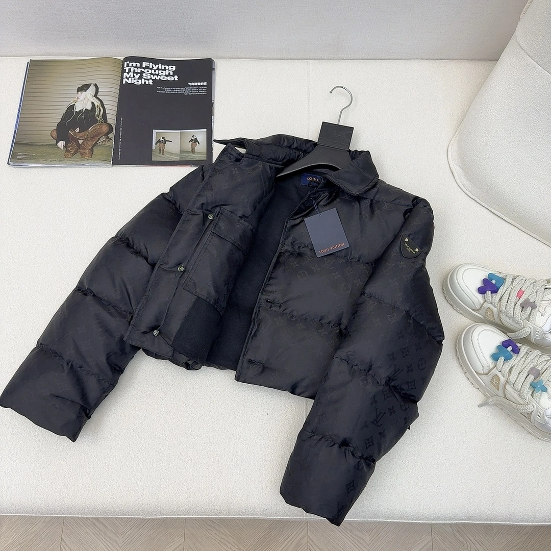 Trendsetting Louis Vuitton Down Jackets 139485