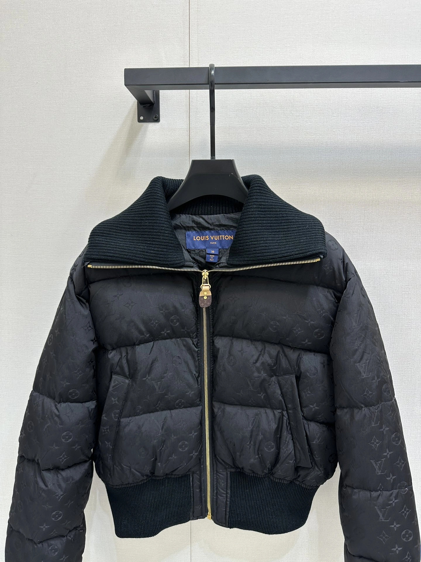 Louis Vuitton Down Jackets Comfortable 139484