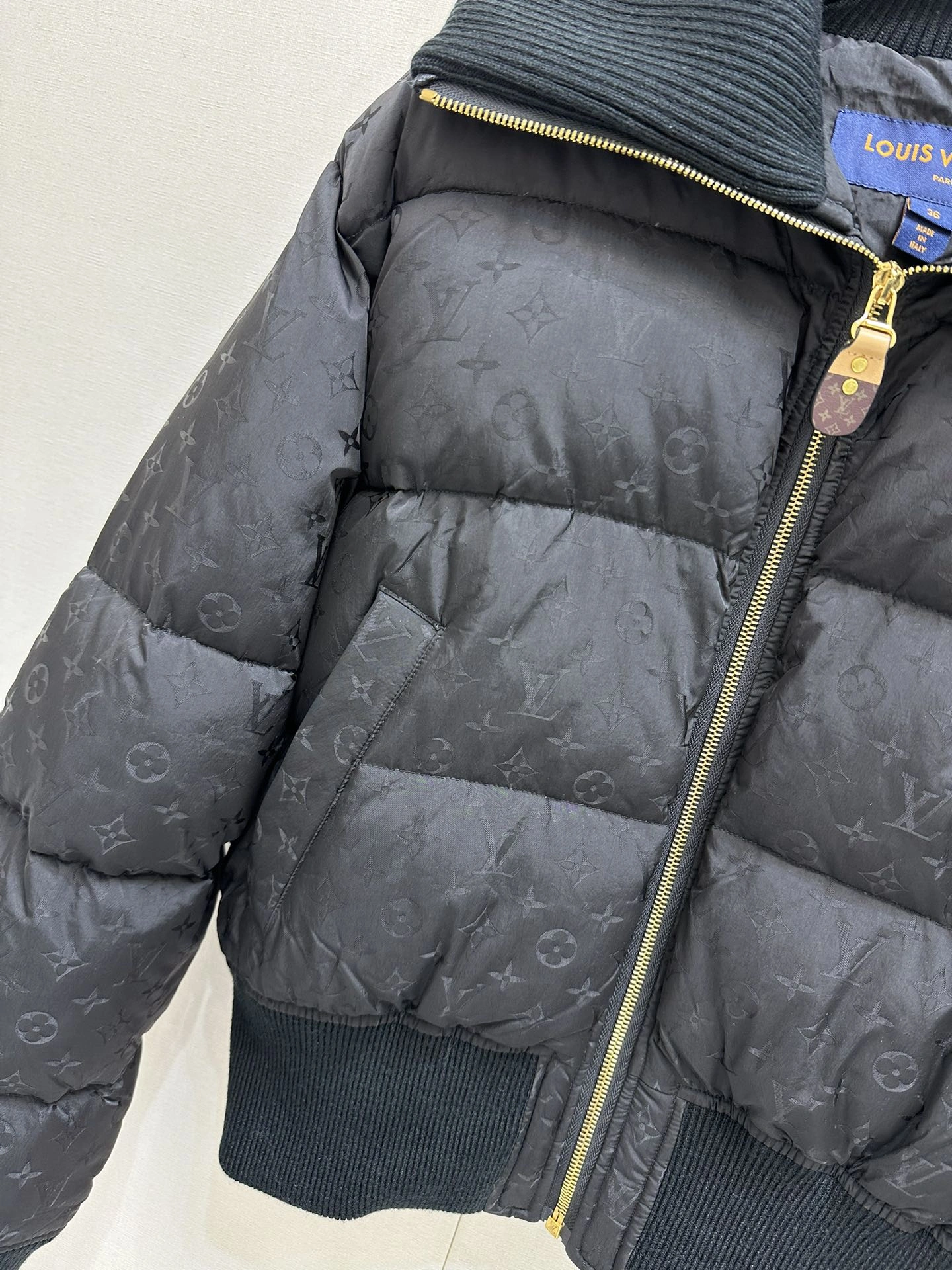 Louis Vuitton Down Jackets Comfortable 139484