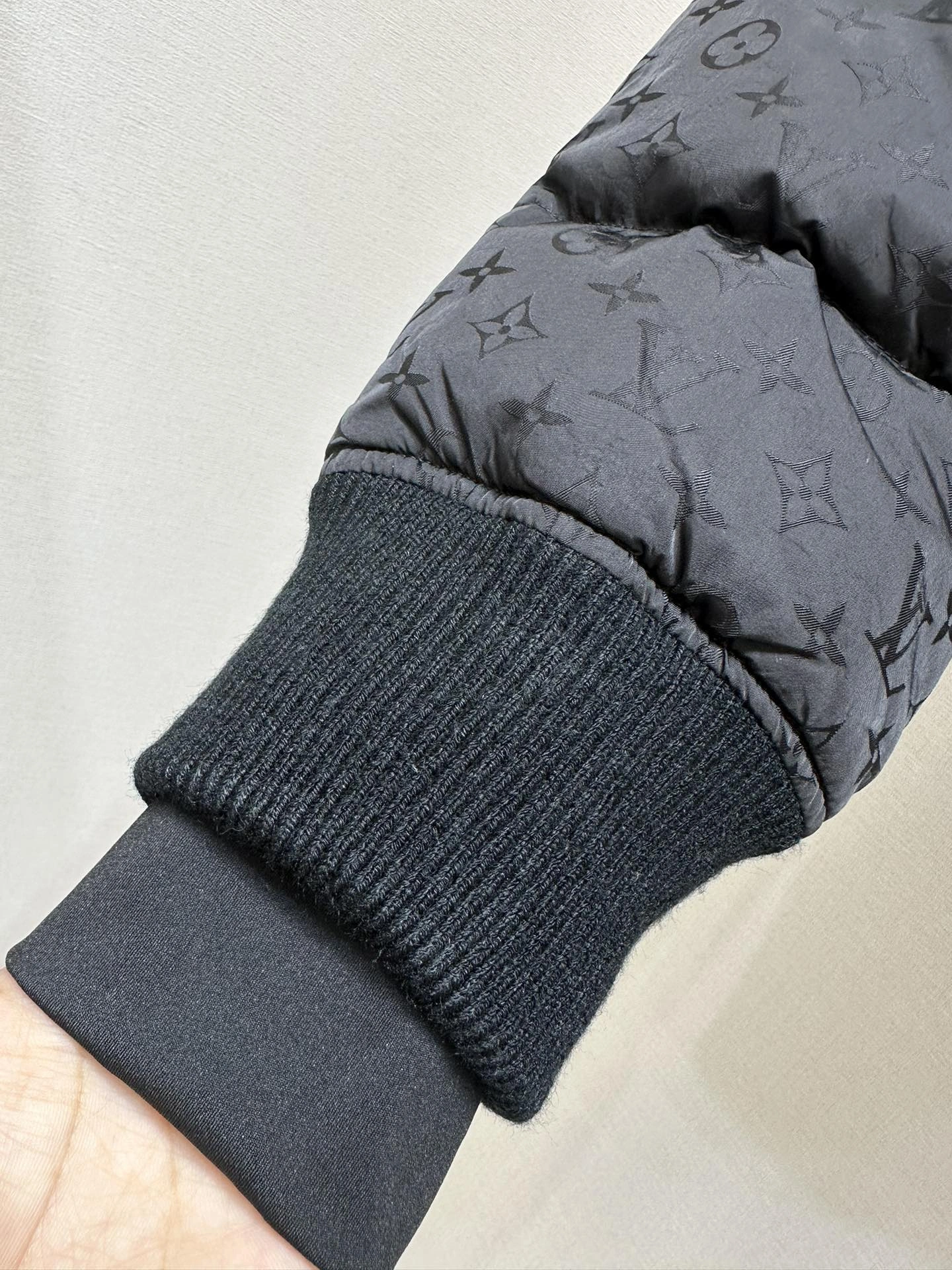 Louis Vuitton Down Jackets Comfortable 139484