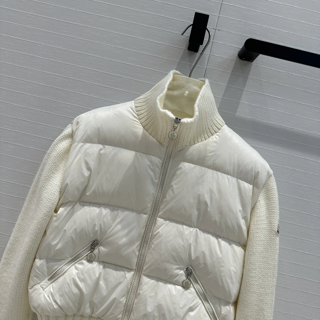 Functional Louis Vuitton Down Jackets 139480