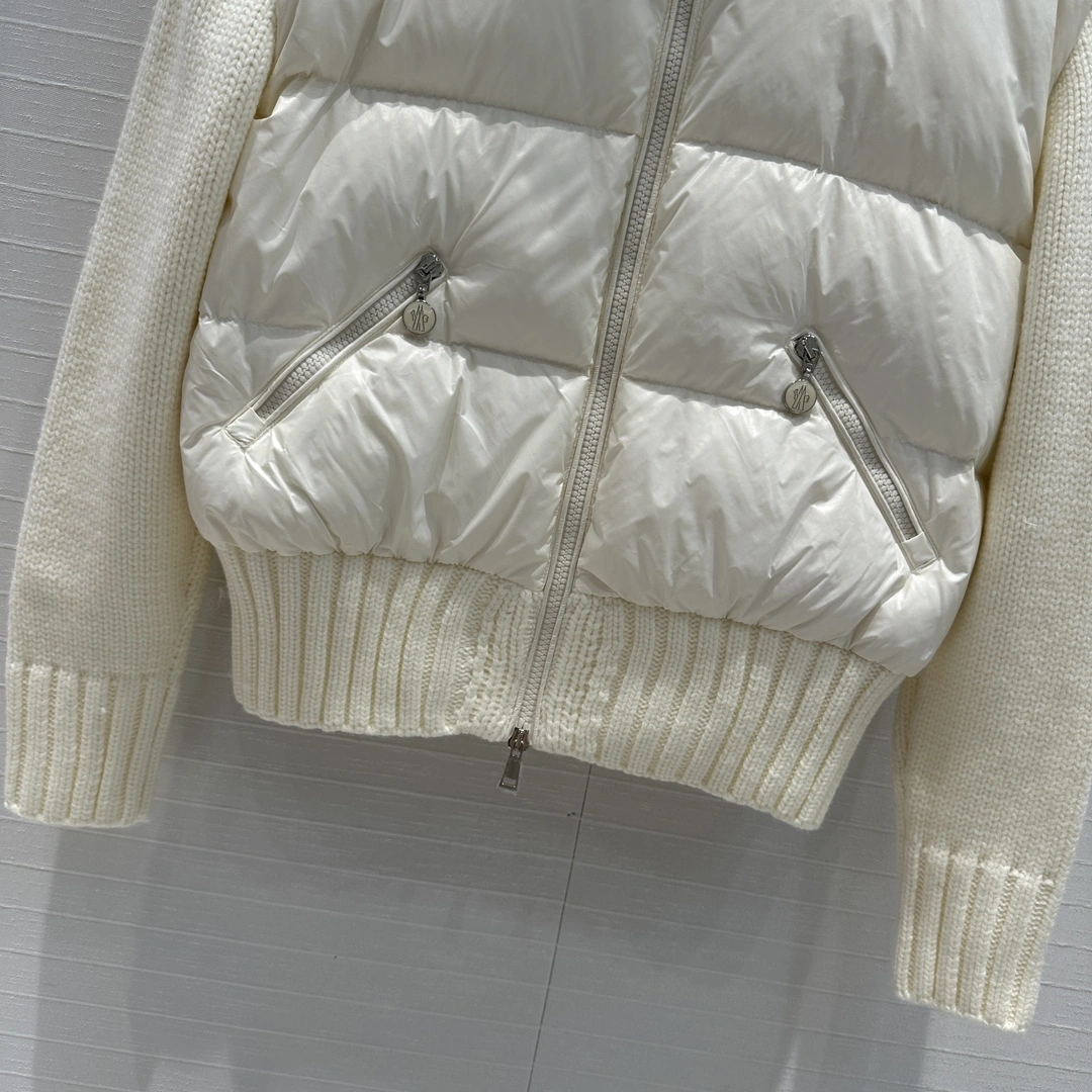 Functional Louis Vuitton Down Jackets 139480