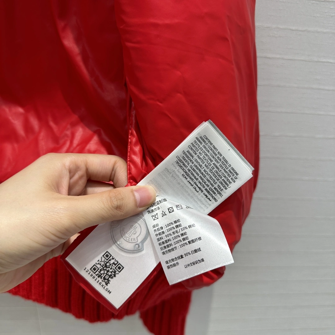 WrinkleFree Louis Vuitton Down Jackets 139477