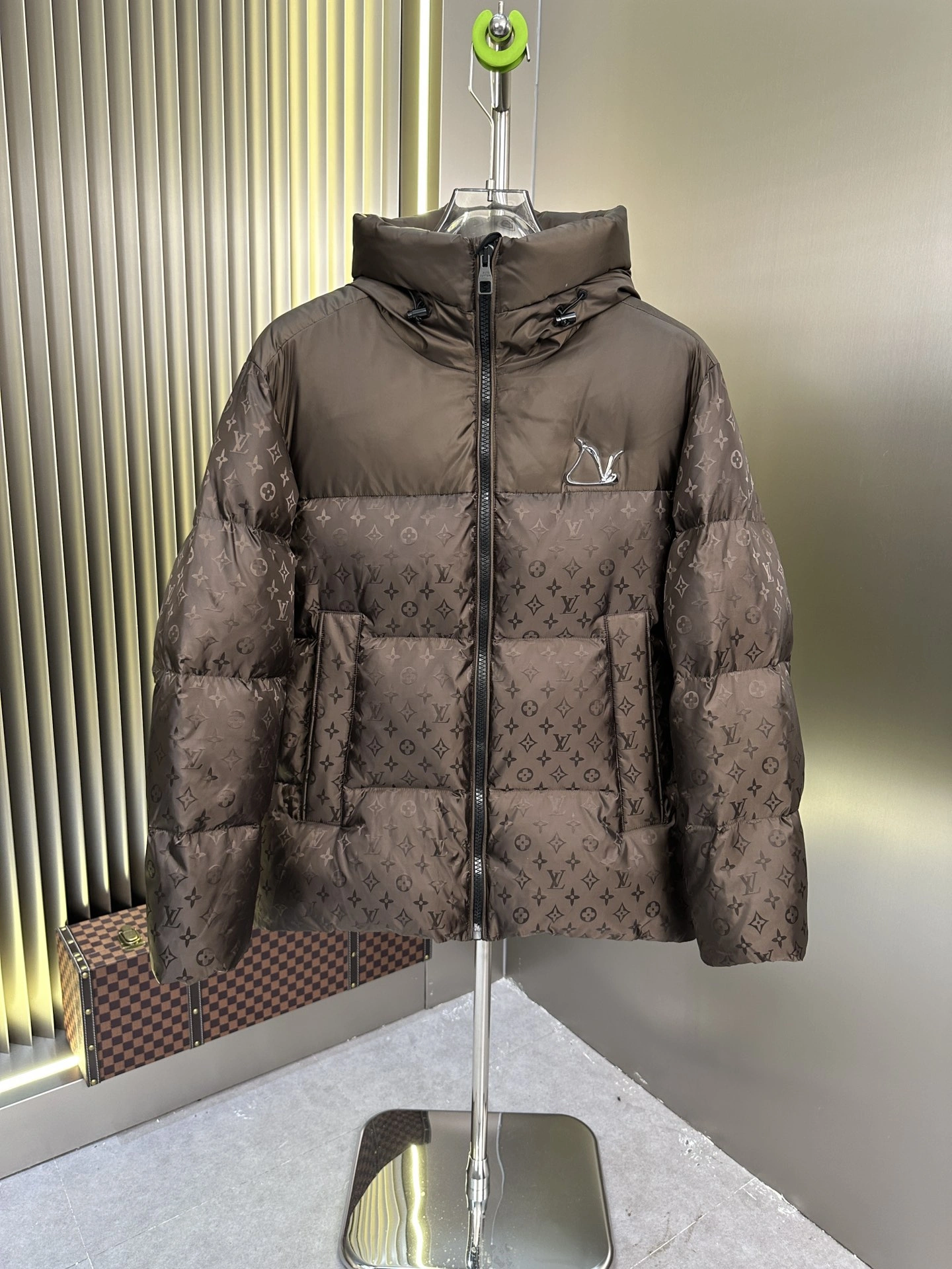 Louis Vuitton Down Jackets Compact 139461