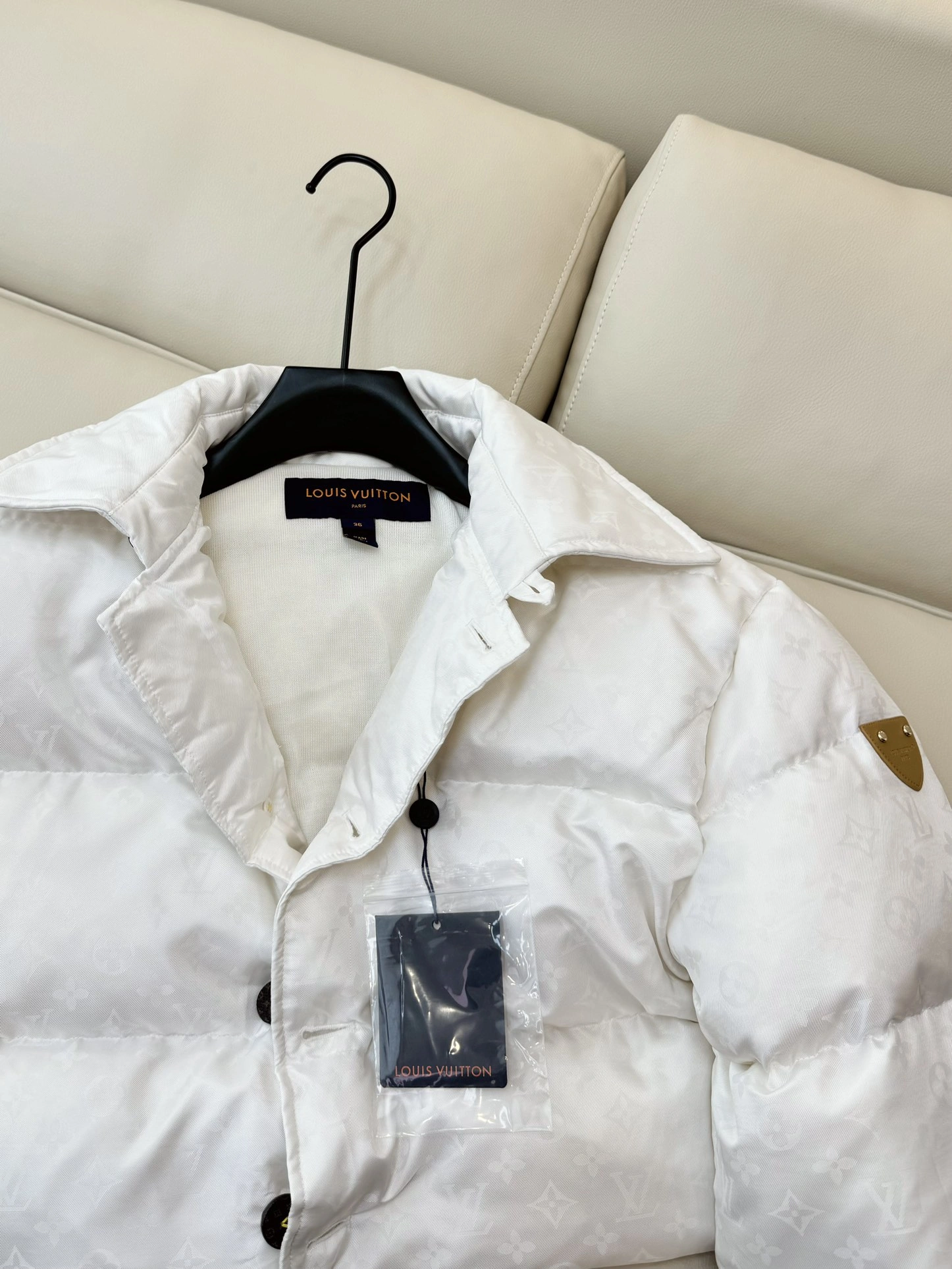 Louis Vuitton Down Jackets DailyWear 139470