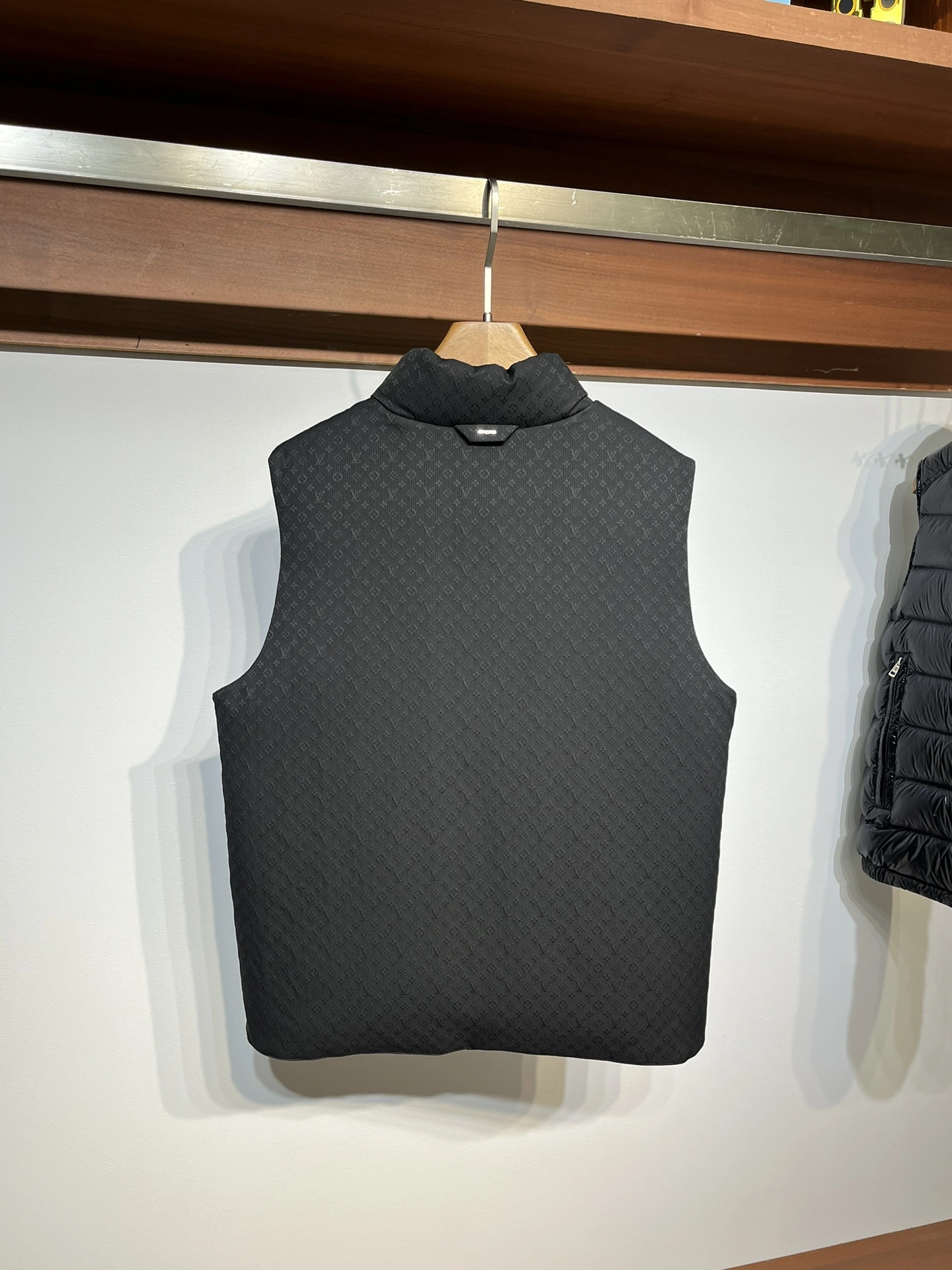 Louis Vuitton Down Jackets Premium 139474