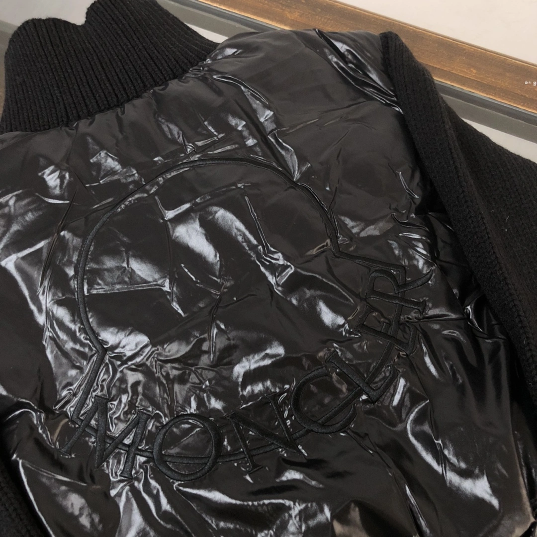 Louis Vuitton Down Jackets Durable 139462