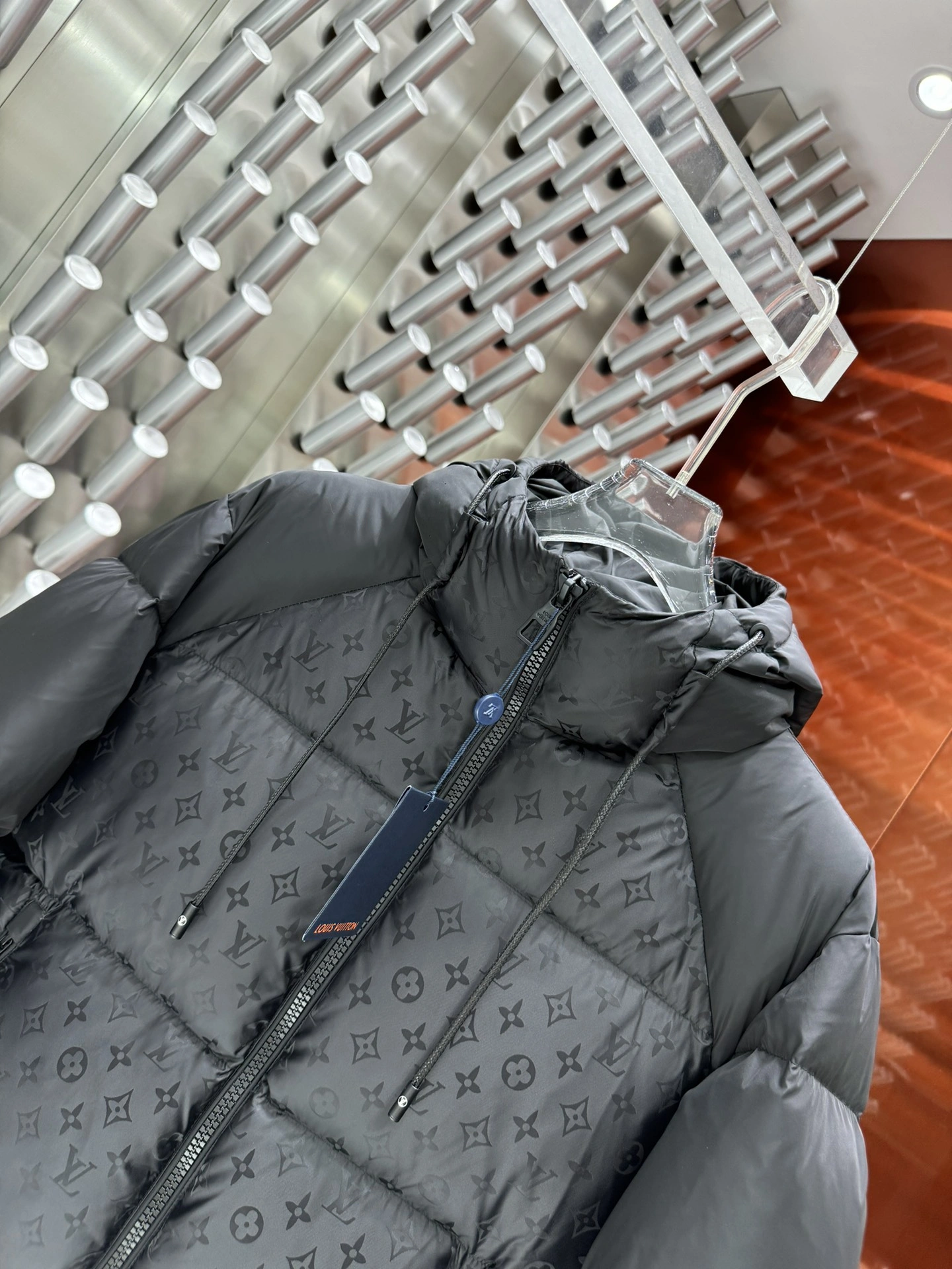 GoodFit Louis Vuitton Down Jackets 139452