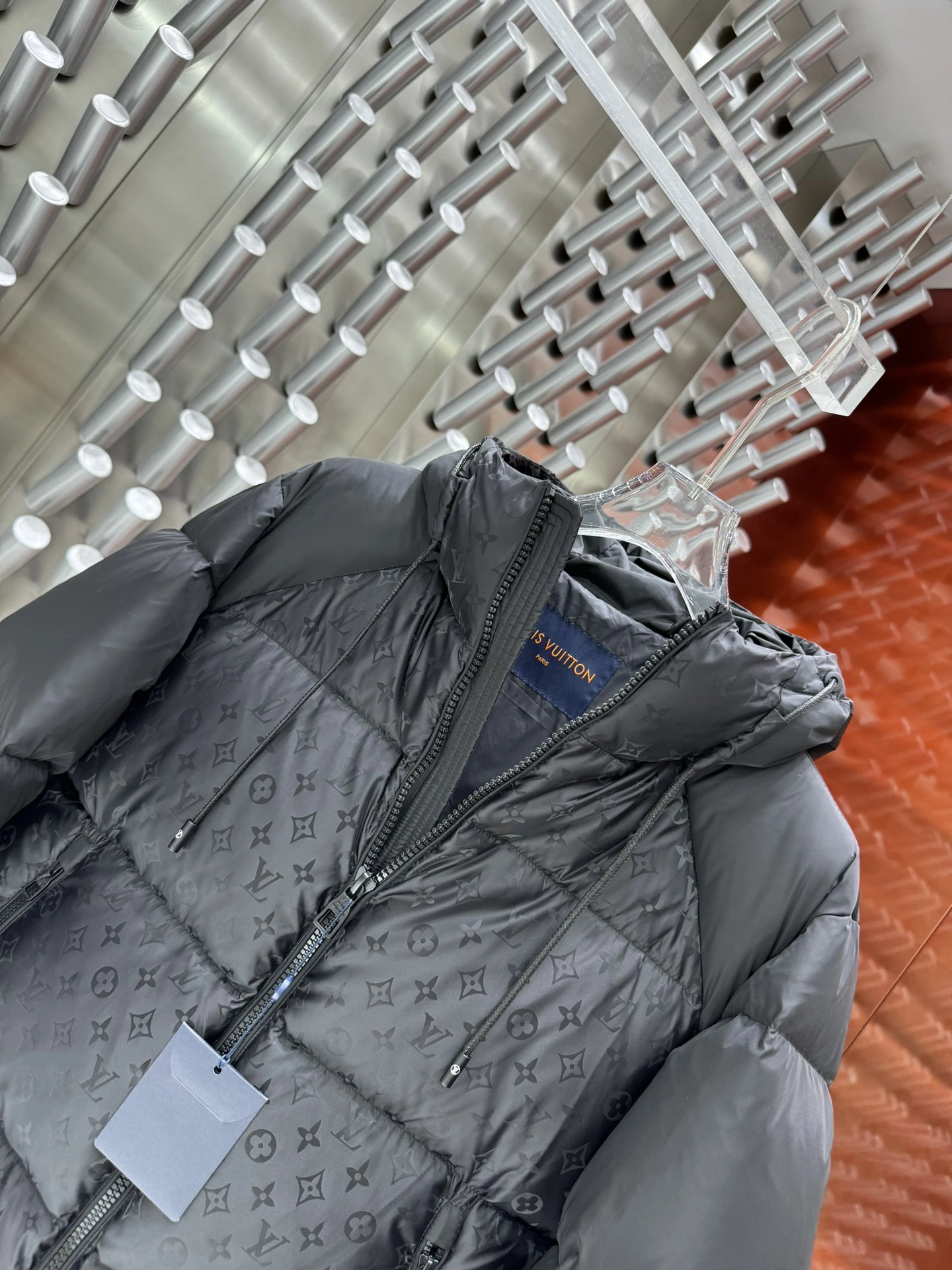 GoodFit Louis Vuitton Down Jackets 139452