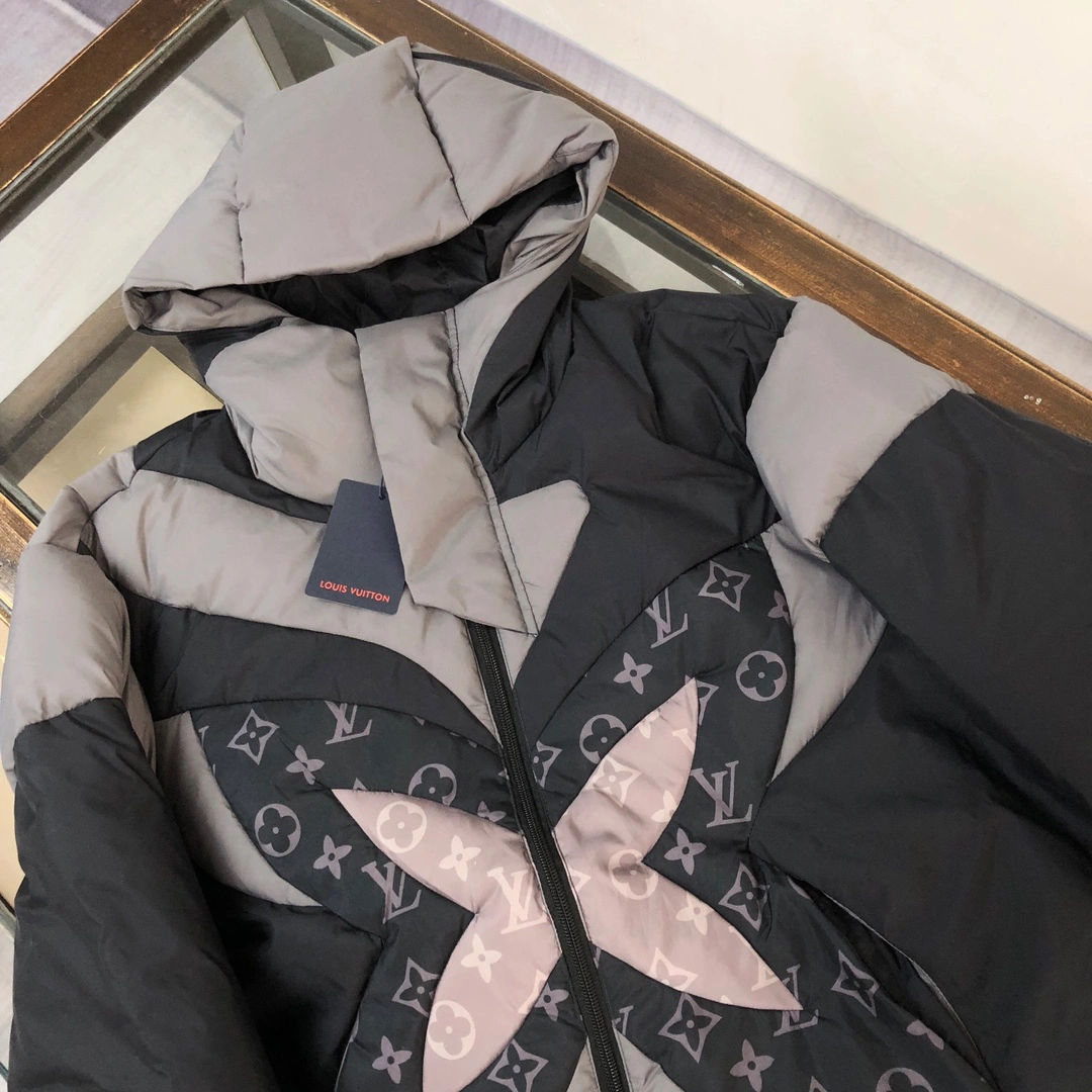 Resilient Louis Vuitton Down Jackets 139448