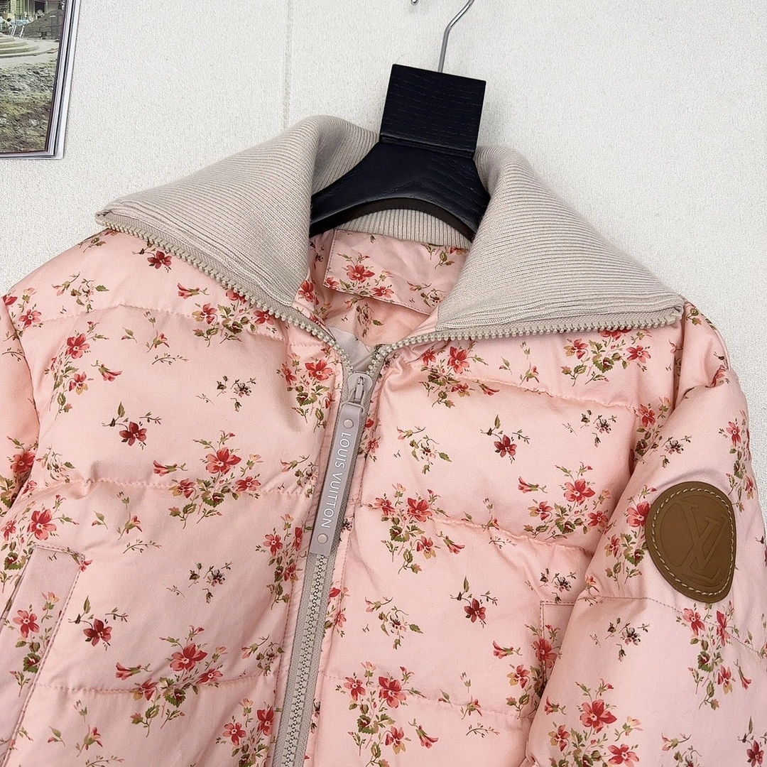 SportInspired Louis Vuitton Down Jackets 139454