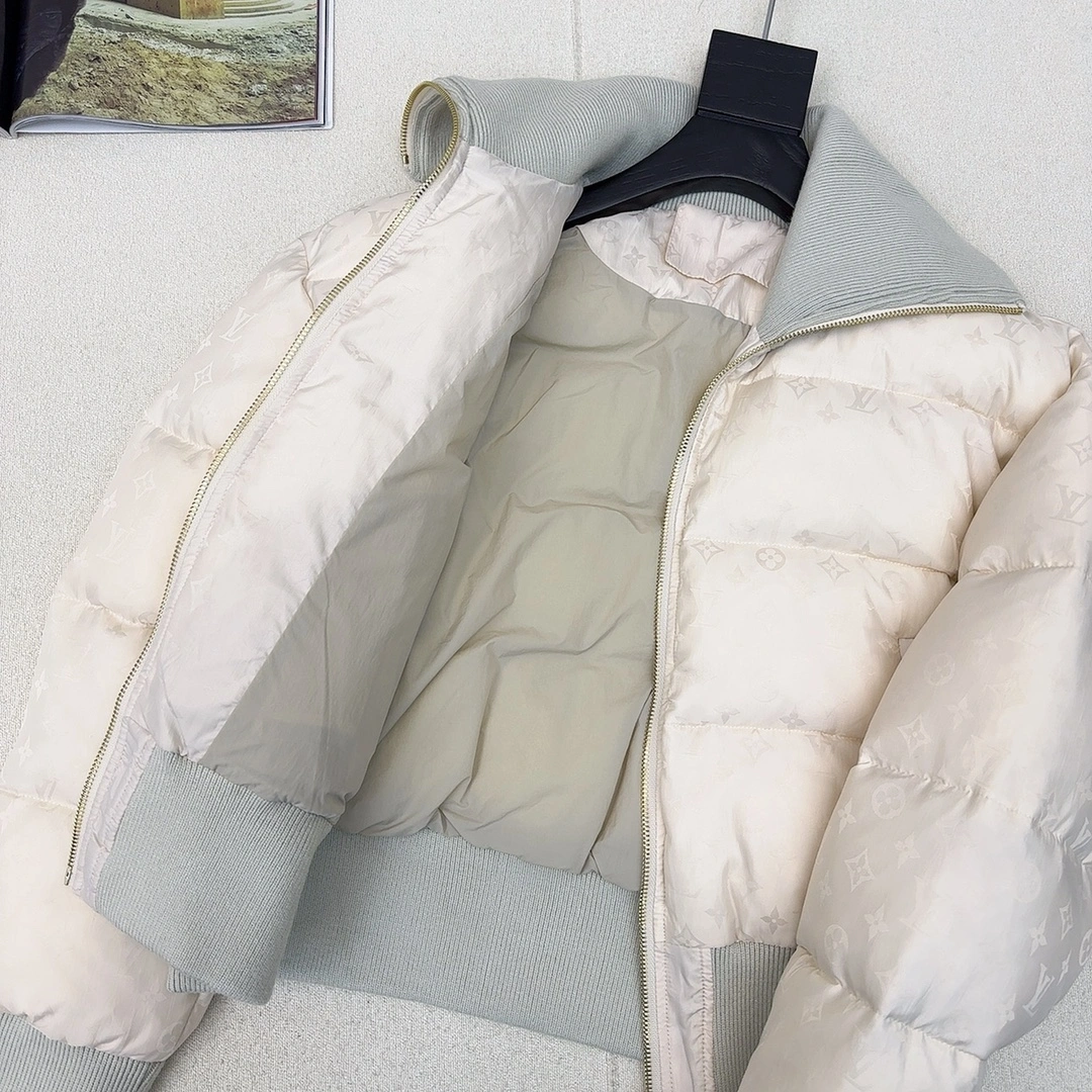 Louis Vuitton Down Jackets UrbanChic 139447