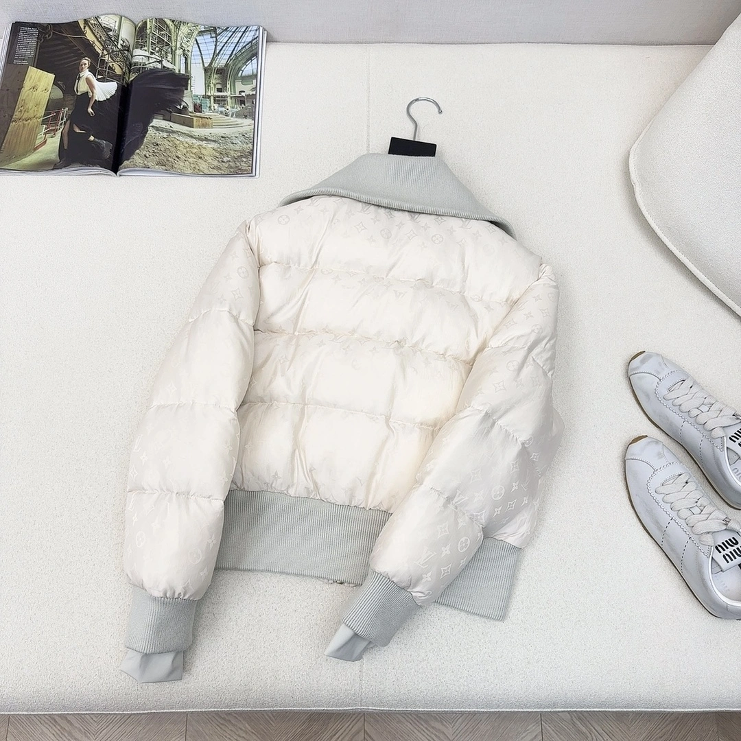 Louis Vuitton Down Jackets UrbanChic 139447