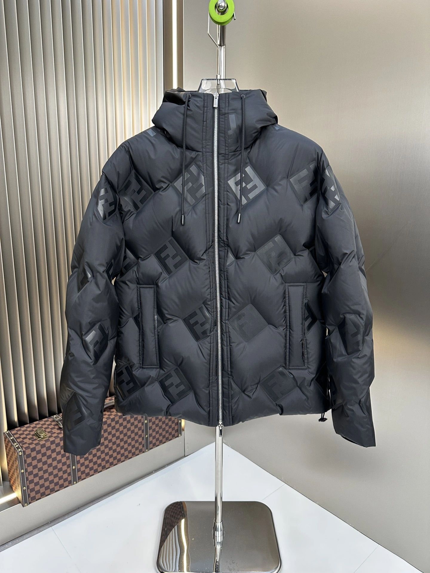 Louis Vuitton Down Jackets Supportive 139446
