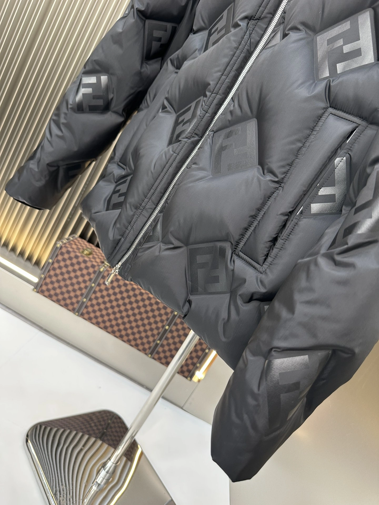 Louis Vuitton Down Jackets Supportive 139446