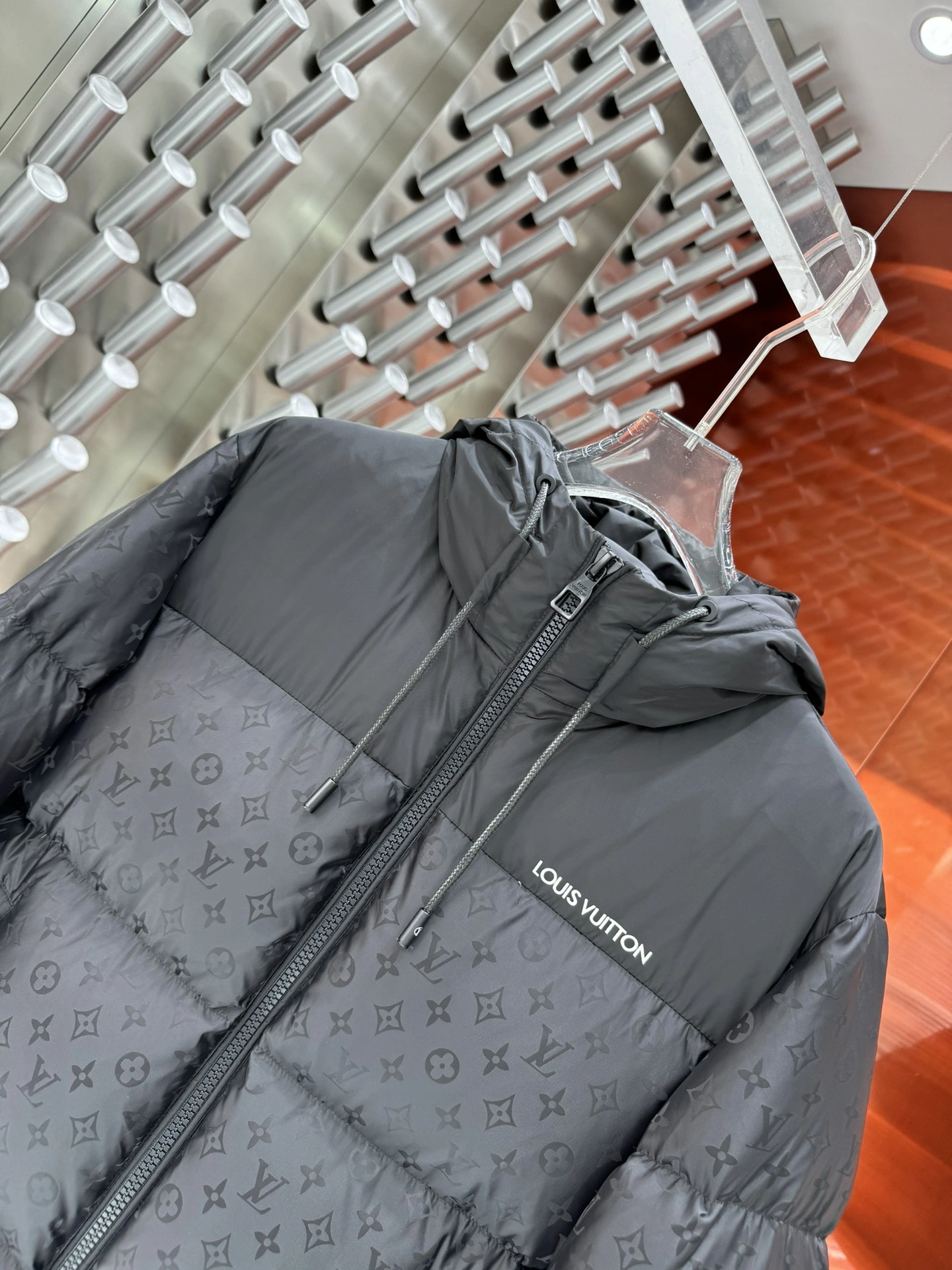 Sustainable Louis Vuitton Down Jackets 139450