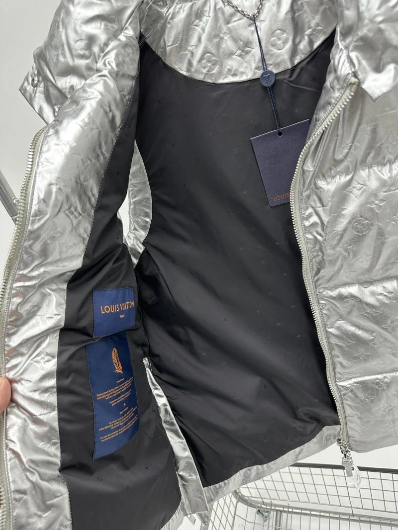 MoistureWicking Louis Vuitton Down Jackets 139401