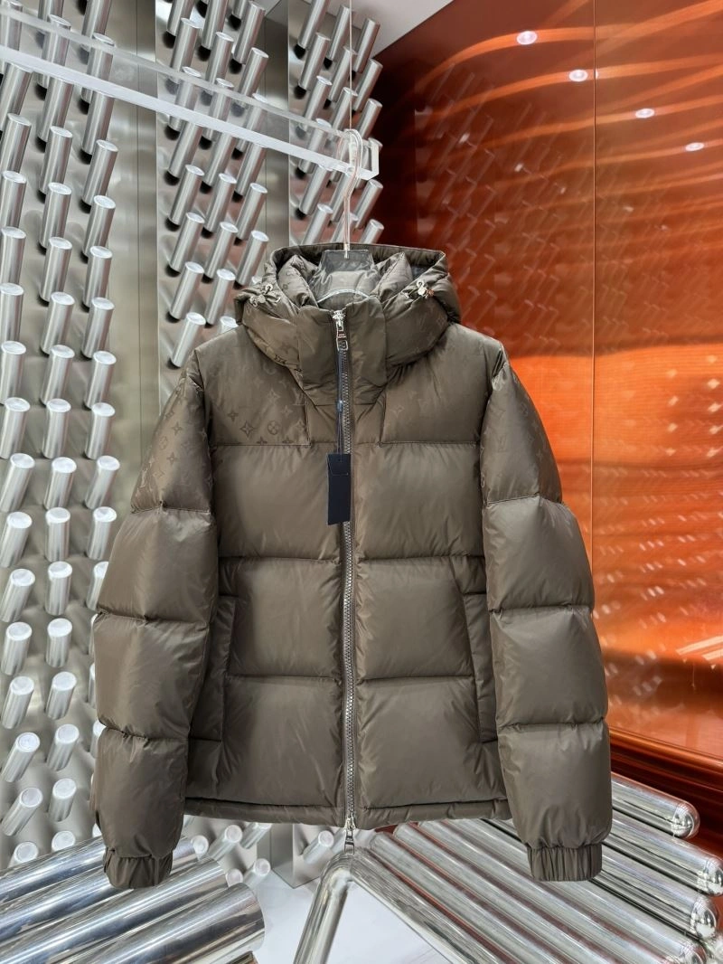 EyeCatching Louis Vuitton Down Jackets 139397