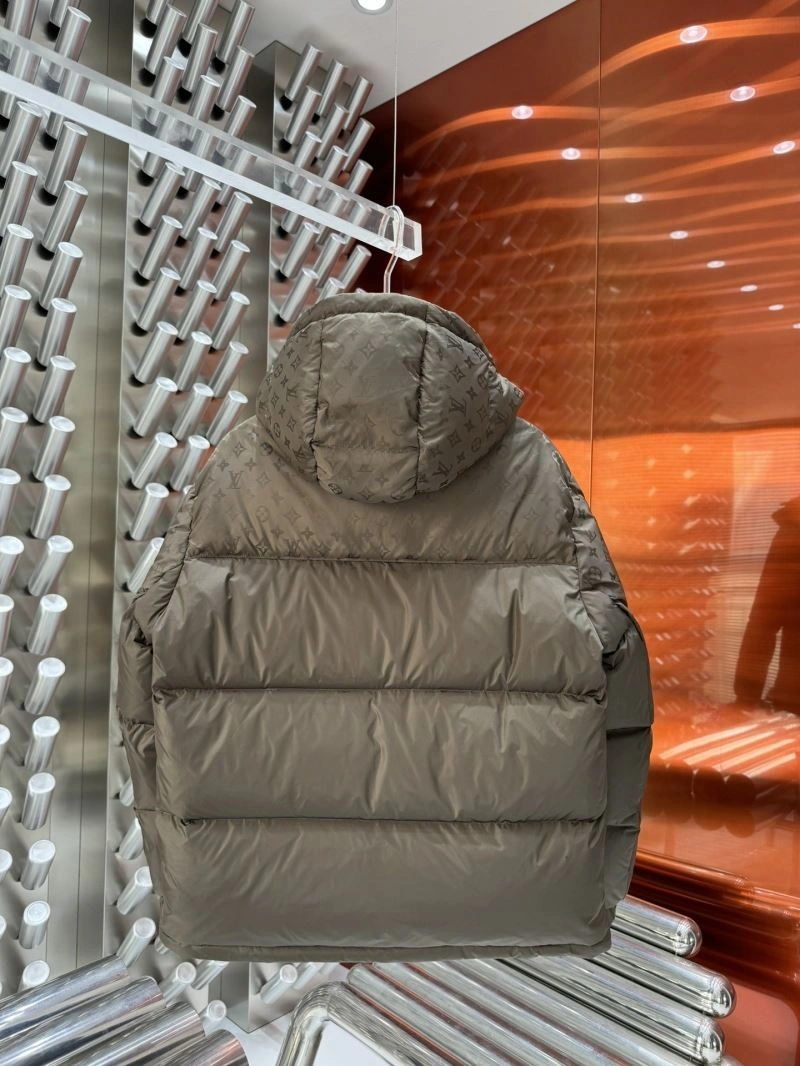EyeCatching Louis Vuitton Down Jackets 139397