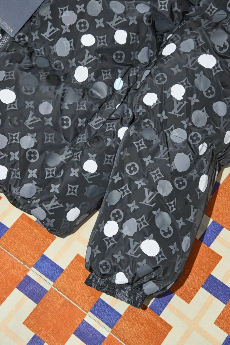 Louis Vuitton Down Jackets Effortless 139390