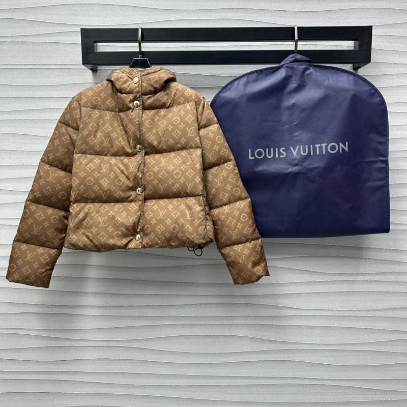 Louis Vuitton Down Jackets Sporty 139388