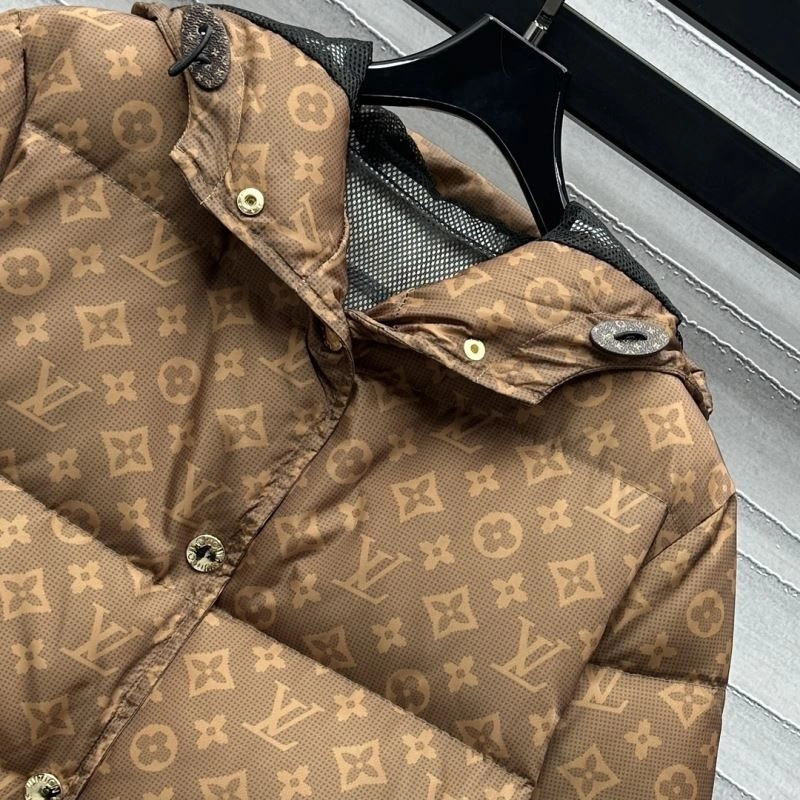 Louis Vuitton Down Jackets Sporty 139388