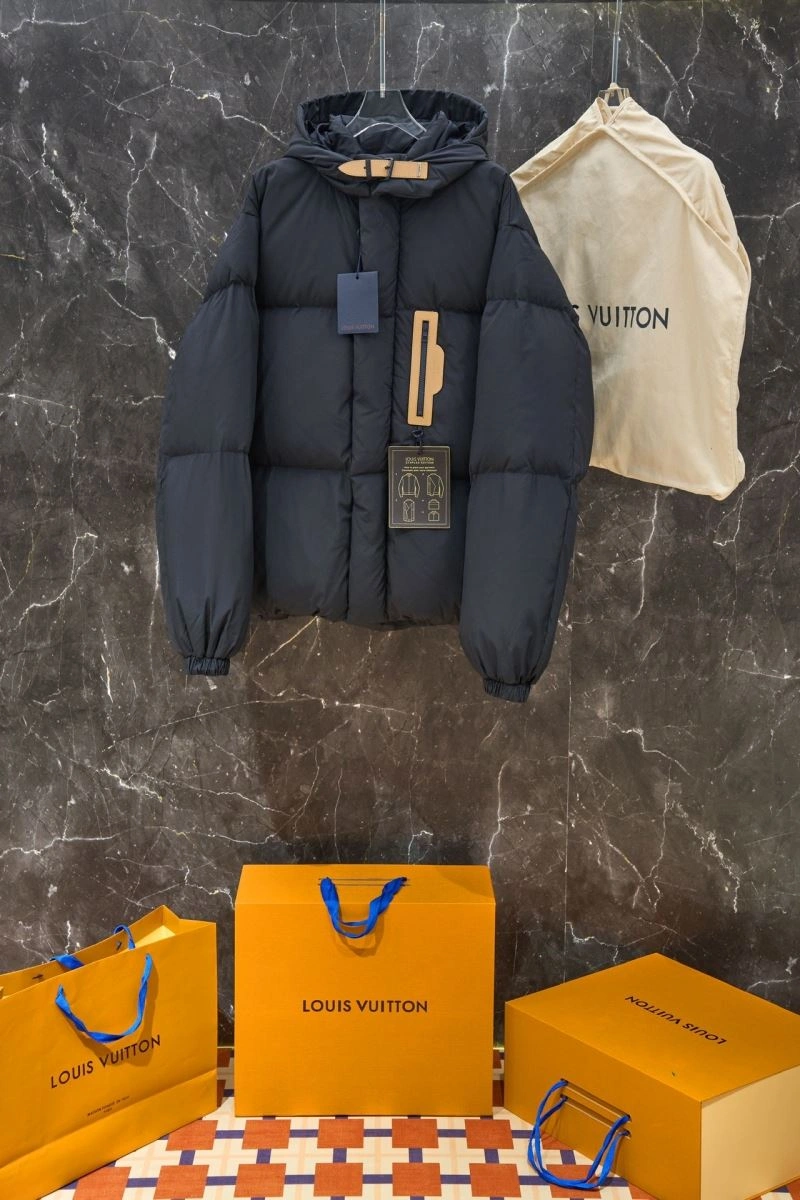 UrbanChic Louis Vuitton Down Jackets 139380