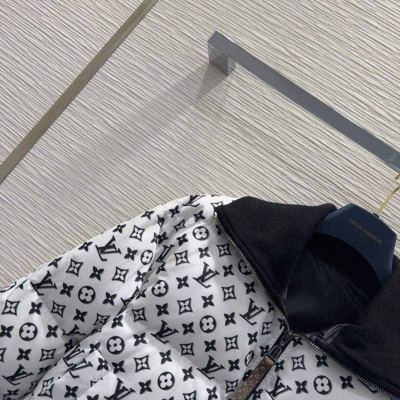 MultiPurpose Louis Vuitton Down Jackets 139386