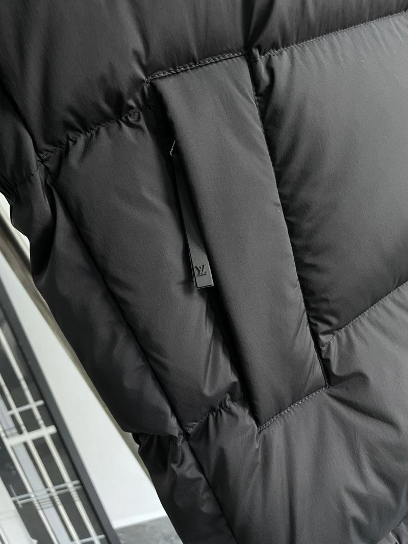 Sleek Louis Vuitton Down Jackets 139378