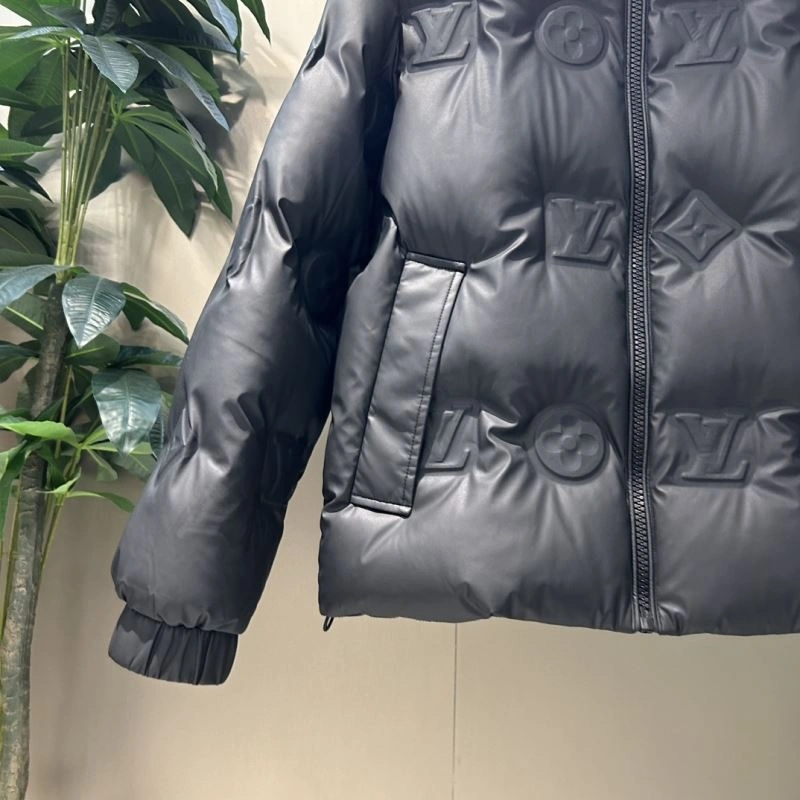 Vibrant Louis Vuitton Down Jackets 139367