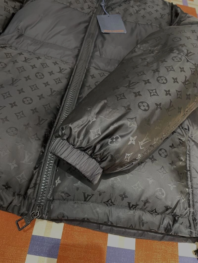 Sustainable Louis Vuitton Down Jackets 139366