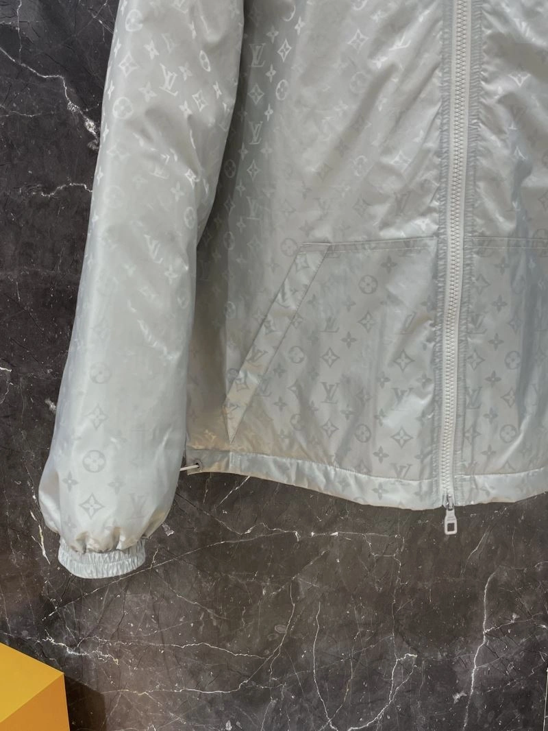 Louis Vuitton Down Jackets Durable 139372