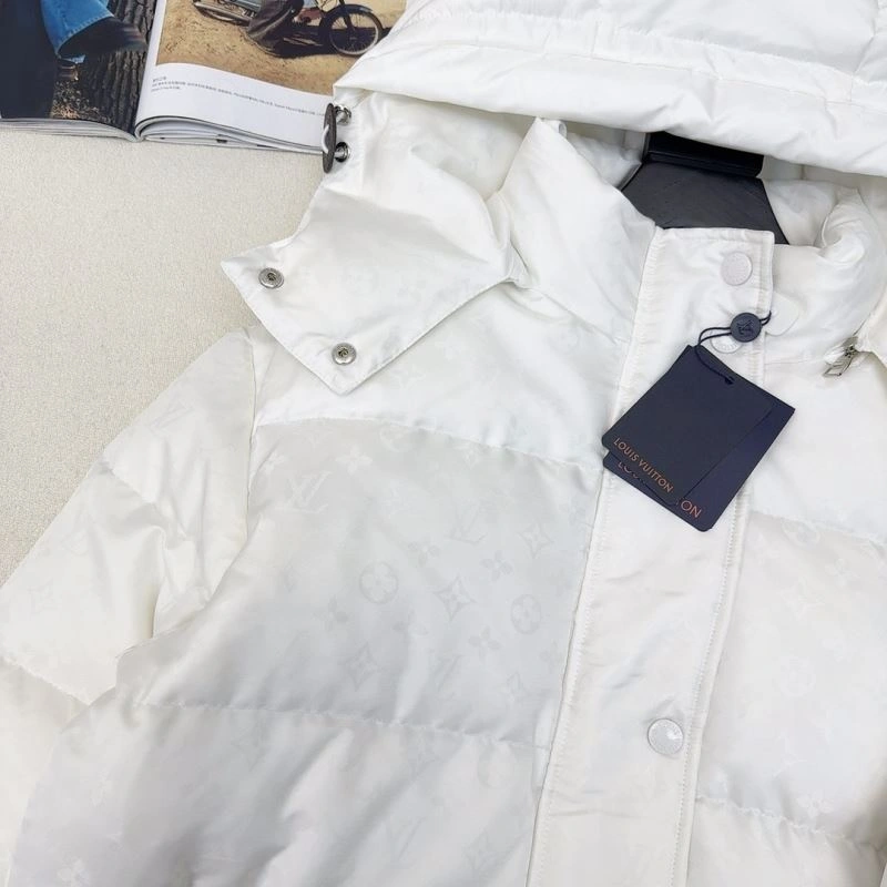 AllSeason Louis Vuitton Down Jackets 139359