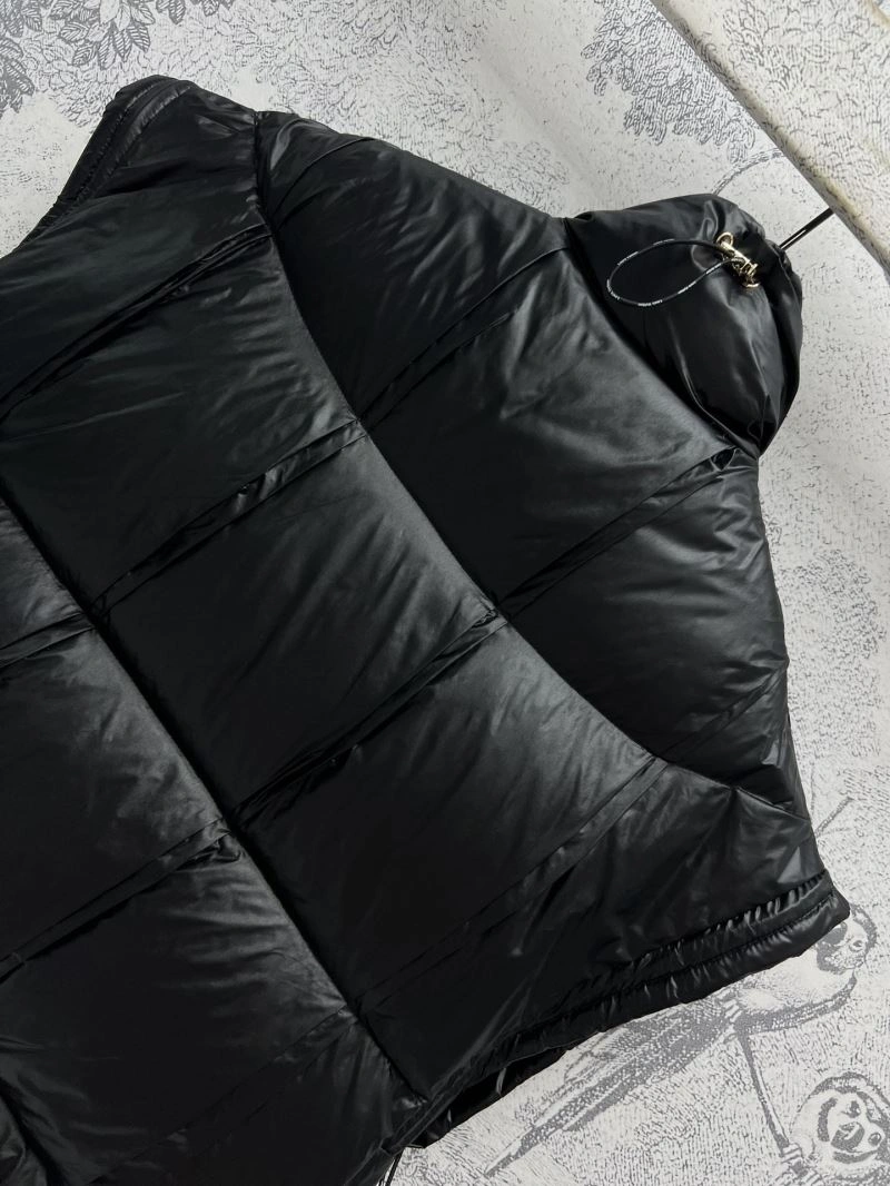 AllSeason Louis Vuitton Down Jackets 139270