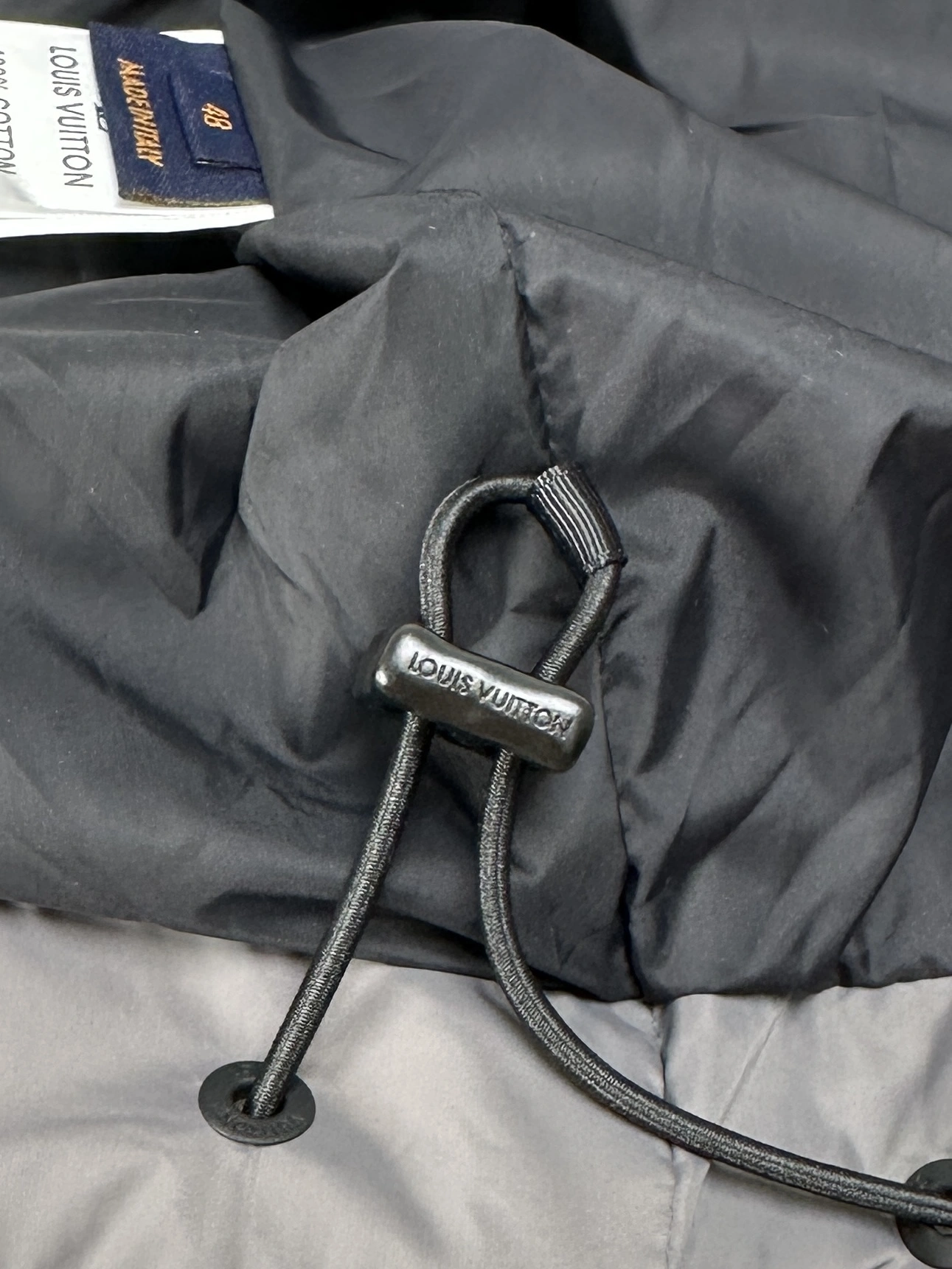 RelaxedFit Louis Vuitton Down Jackets 139441