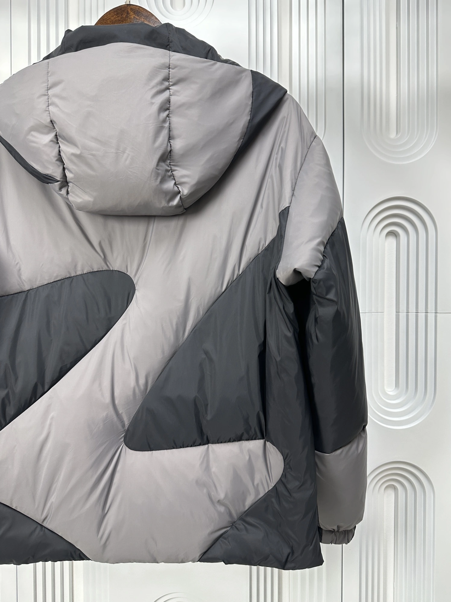 Soft Louis Vuitton Down Jackets 139440