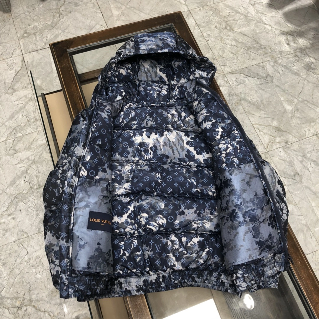 Compact Louis Vuitton Down Jackets 139439