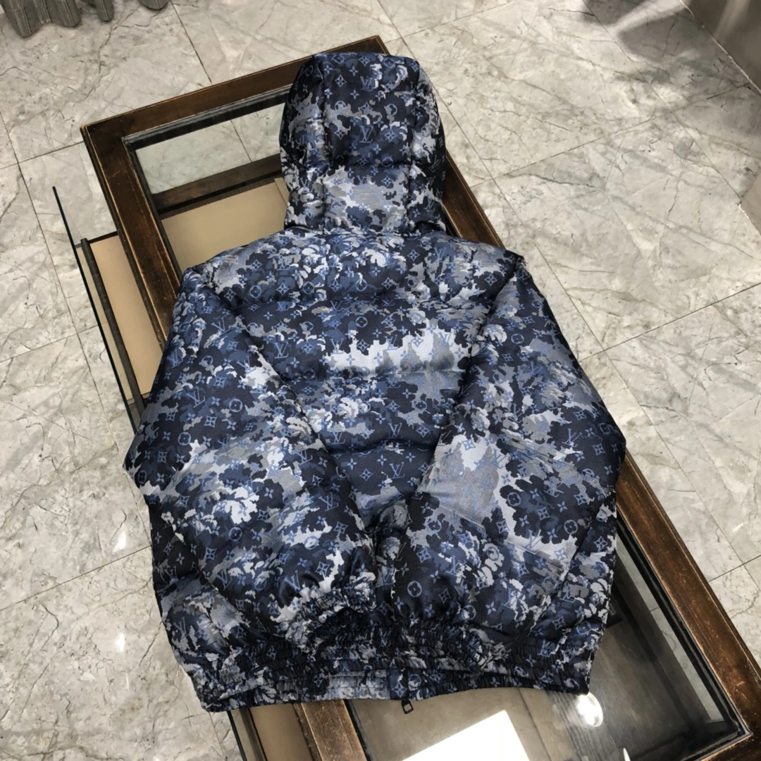 Compact Louis Vuitton Down Jackets 139439