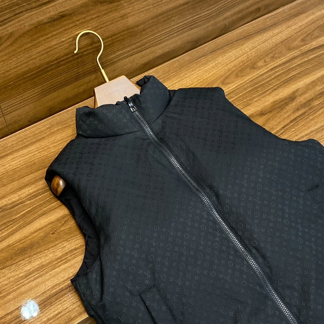 Reliable Louis Vuitton Down Jackets 139423